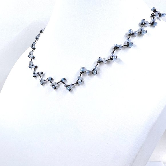 NWOT - NY & CO - Gunmetal Tone Wave Chain Light Blue Beaded 13” Choker Necklace - Picture 4 of 7